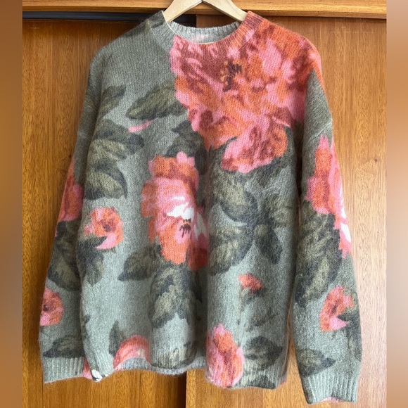 Sezane Sweaters - Floral Knit Sweater - Pink and Green